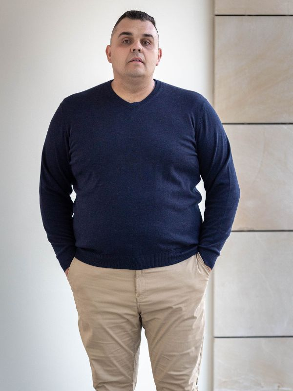 sweter męski granatowy w duzych rozmiarach